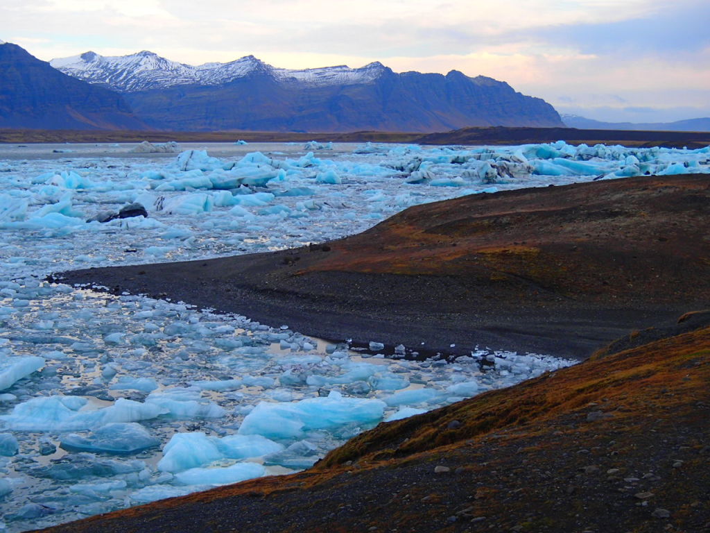 Breiðamerkurjökull Glacier toungue