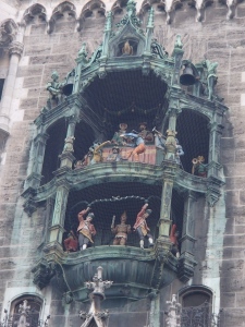 Glockenspiel, Munich